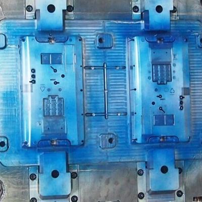 DME LKM Metal Insert Injection Molding Hot Runner Custom Overmolding